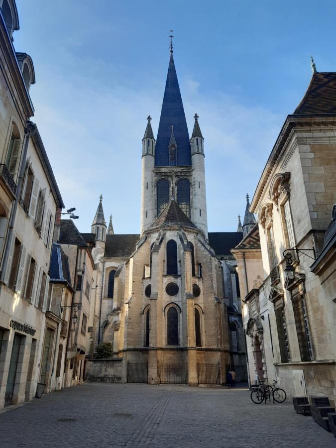 Le Jeannin, Magnifique Duplex 6 Prs - Centre Historique De Dijon Apartment Luaran gambar